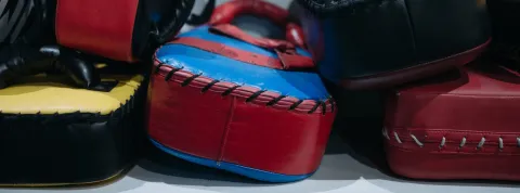 SMS dans l’air du temps : un partenariat exceptionnel avec Benoit Saint-Denis !